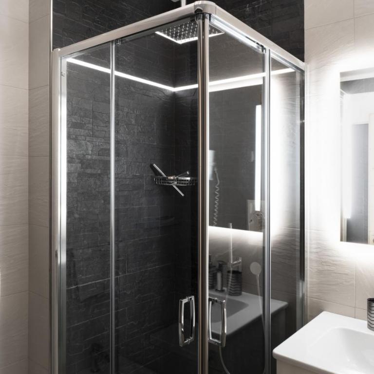 Apartments Rondula - Sistemazione su 2 Livelli con 2 Camere da Letto e Terrazza - 8