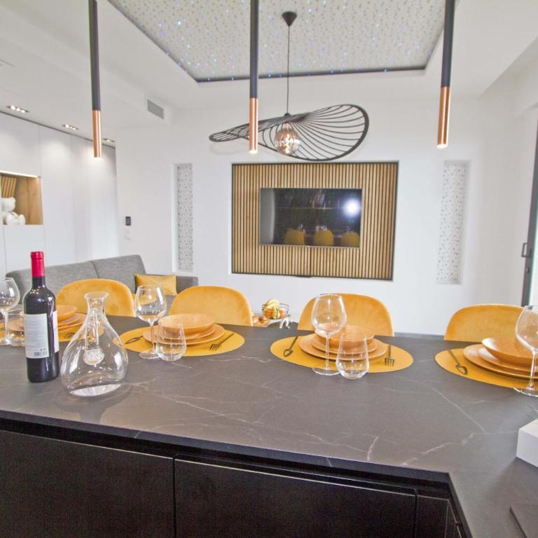 Luxury Garden Jacuzzi Promenade - Appartement - Vue sur Mer - 14