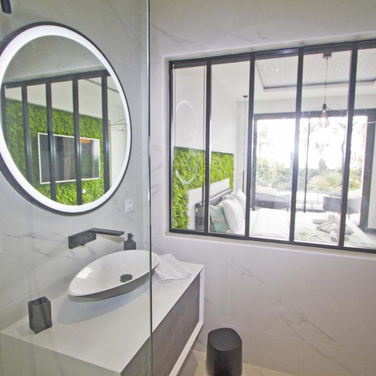 Luxury Garden Jacuzzi Promenade - Appartement - Vue sur Mer - 46