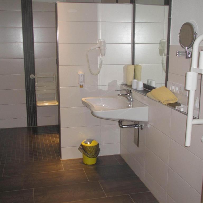 Haflingerhof - Doppelzimmer - 8