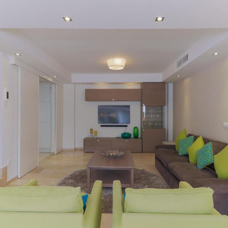 C43 - Family House with Terrace and Shared Pool - Casa de 3 dormitorios - 12