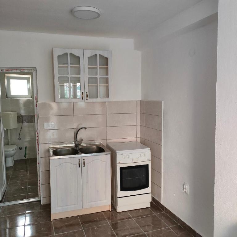 Apartment Panorama - One-Bedroom Apartment - 7