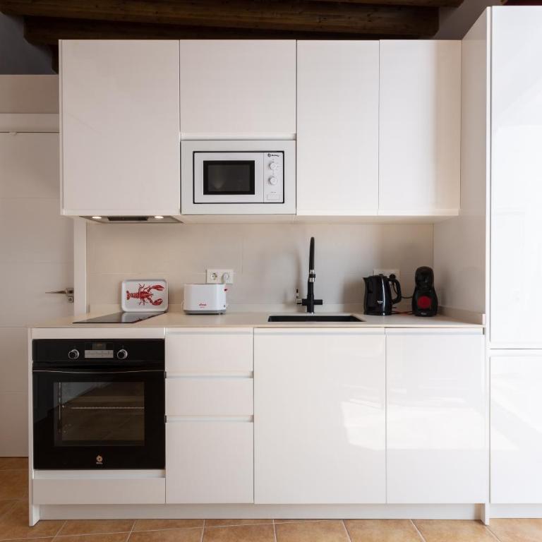 Precioso apartamento con patio y dos habitaciones en el barrio de Picasso - Apartamento de 2 dormitorios - 26