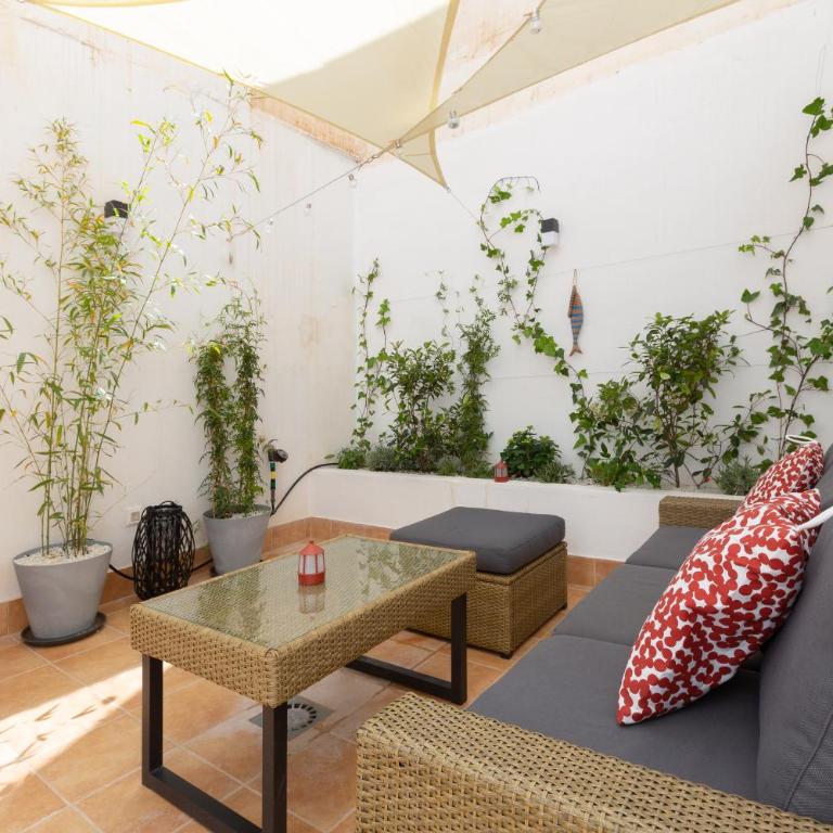 Precioso apartamento con patio y dos habitaciones en el barrio de Picasso - Apartamento de 2 dormitorios - 27