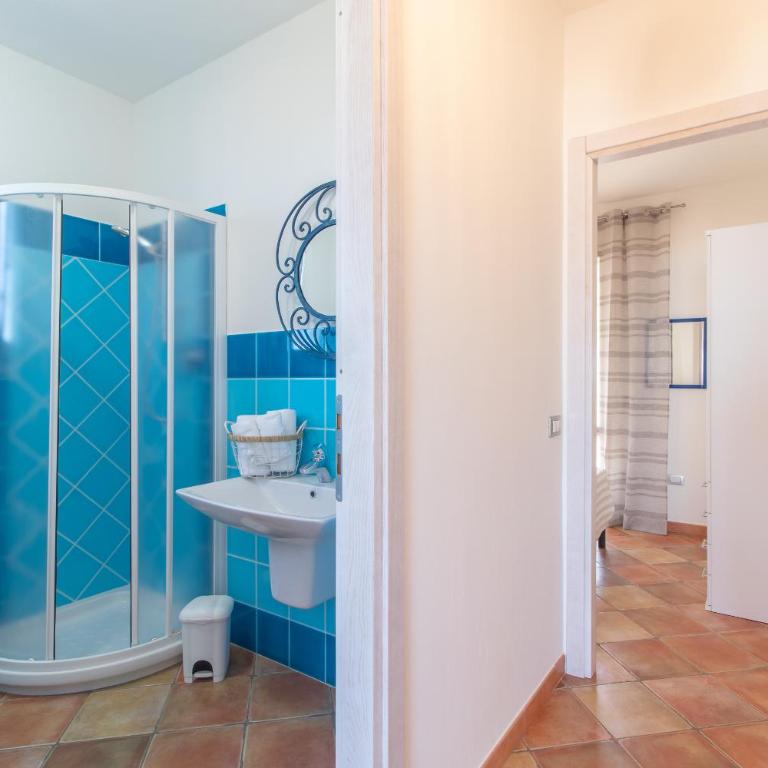 Residence L'Olivastro - Two-Bedroom Apartment with Balcony and Sea View (Ground Floor) - 20