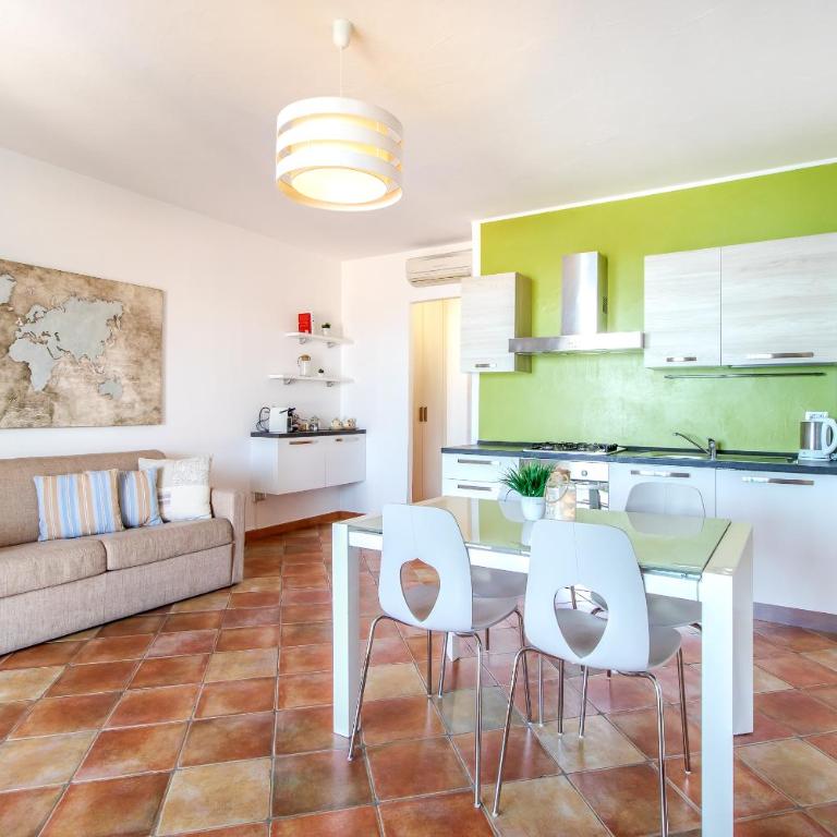 Residence L'Olivastro - Appartamento con 1 Camera da Letto, Balcone e Vista Mare - 15