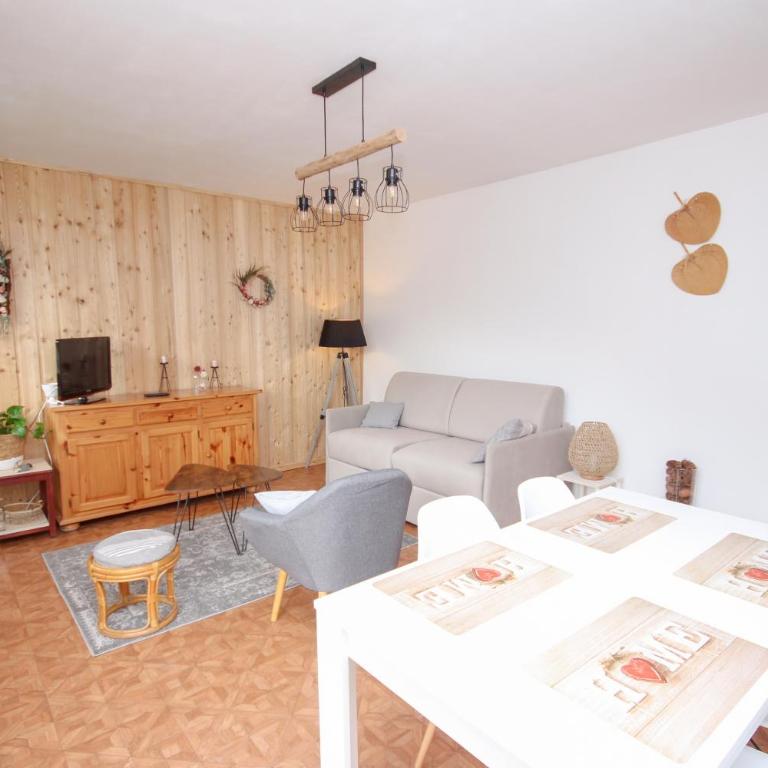 Coquet appartement Type 2 de 56 m² en centre ville - Appartement 1 Chambre - 4