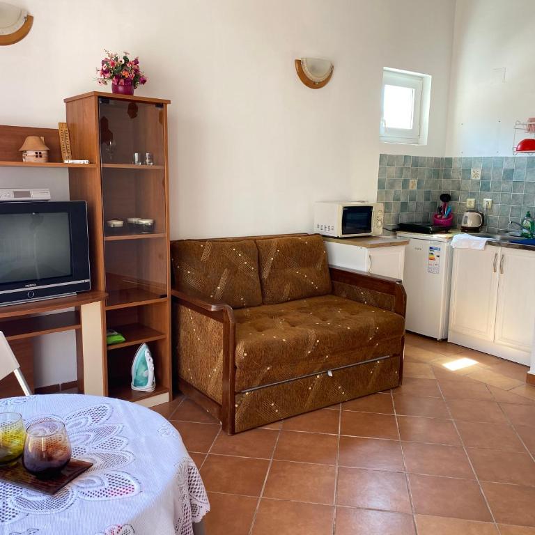 Guest House Villa Natali - Chambre Triple – Vue sur Montagne - 5