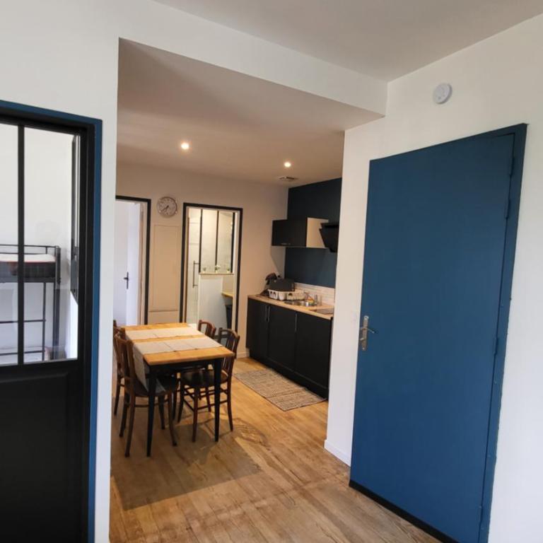 Escapade à Lourdes dans T2 Bis proche Gare et Centre ville - Two-Bedroom Apartment - 14