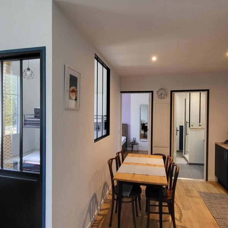 Escapade à Lourdes dans T2 Bis proche Gare et Centre ville - Two-Bedroom Apartment - 17