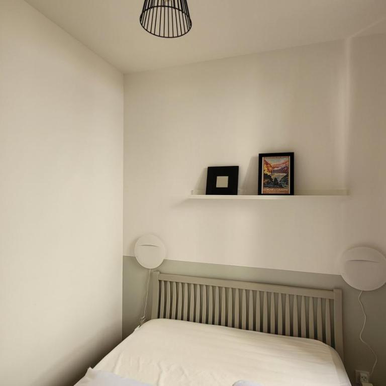 Escapade à Lourdes dans beau T2 avec terrasse - Proche Gare et Centre ville - Appartement 1 Chambre - 23