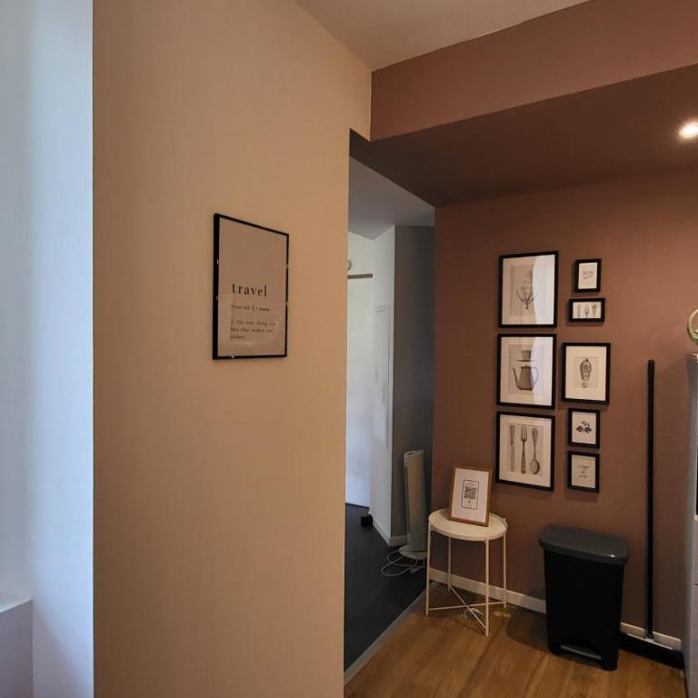 Escapade à Lourdes dans beau T2 avec terrasse - Proche Gare et Centre ville - Appartement 1 Chambre - 31