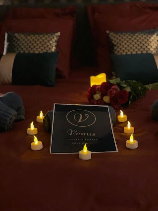 Nuit Magique Love room avec Jacuzzi Privé Nantes - Apartment mit 1 Schlafzimmer - 23