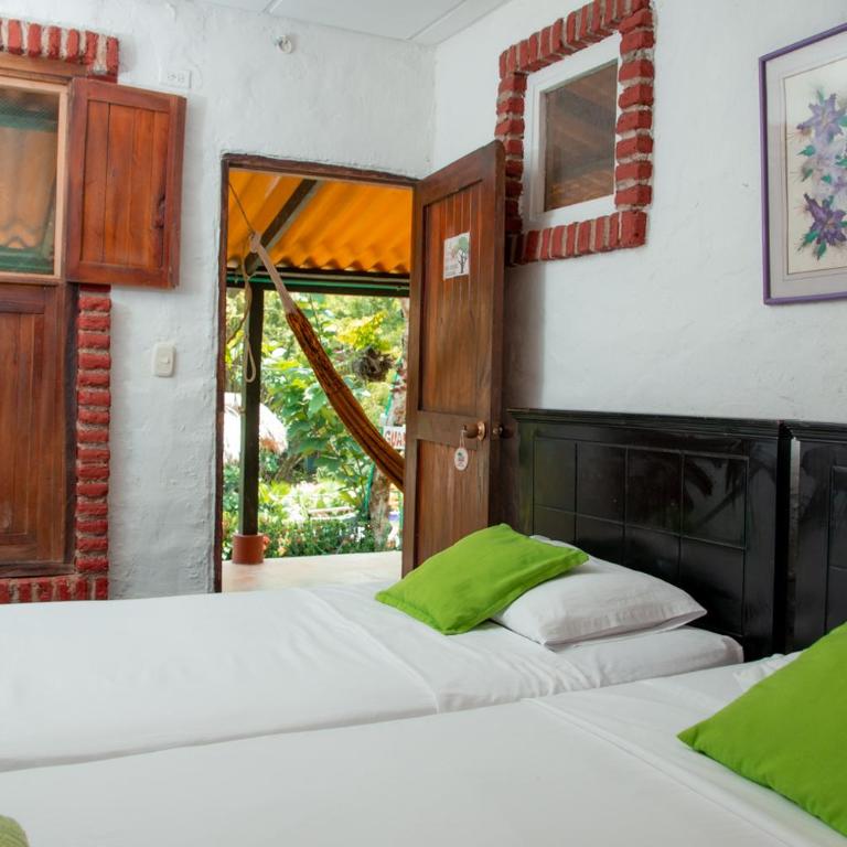 Entre Bosques Tayrona - Habitación Doble con baño compartido - 2 camas - 6