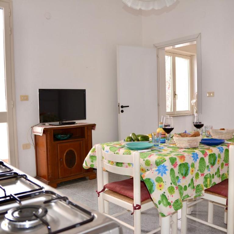 Casa Elisa - Two-Bedroom House - 13