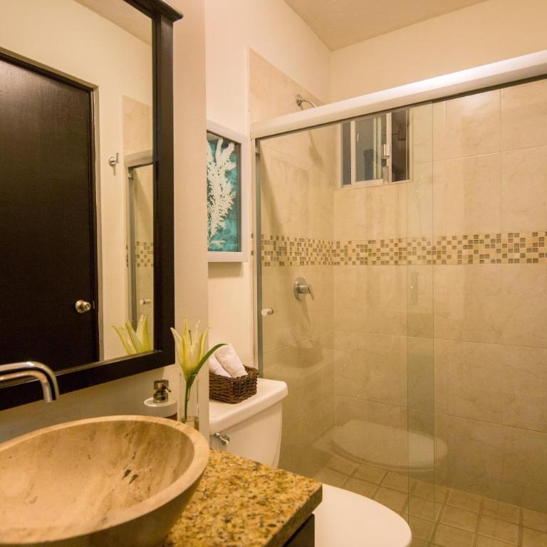 Irresistible 2BD PH Close to Beach - Apartamento de 2 dormitorios con balcón y terraza - 14
