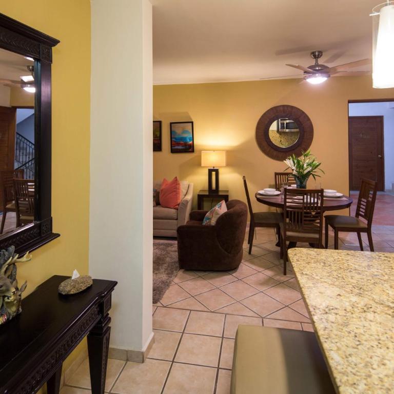 Irresistible 2BD PH Close to Beach - Apartamento de 2 dormitorios con balcón y terraza - 8