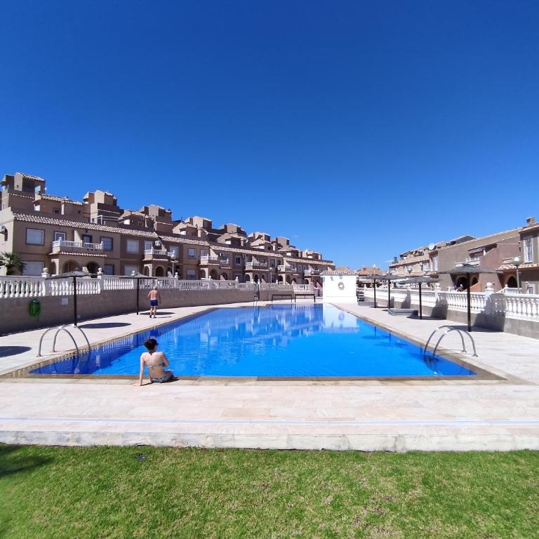 Chill Retreat AC Bungalow in Gran Alacant - Two-Bedroom House - 52