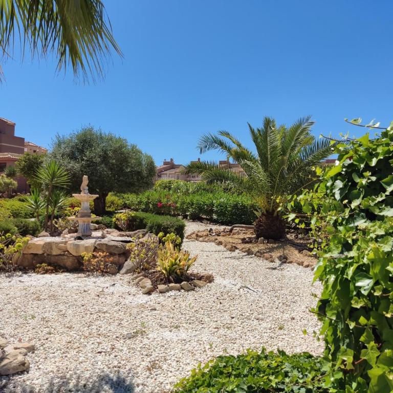 Chill Retreat AC Bungalow in Gran Alacant - Two-Bedroom House - 55