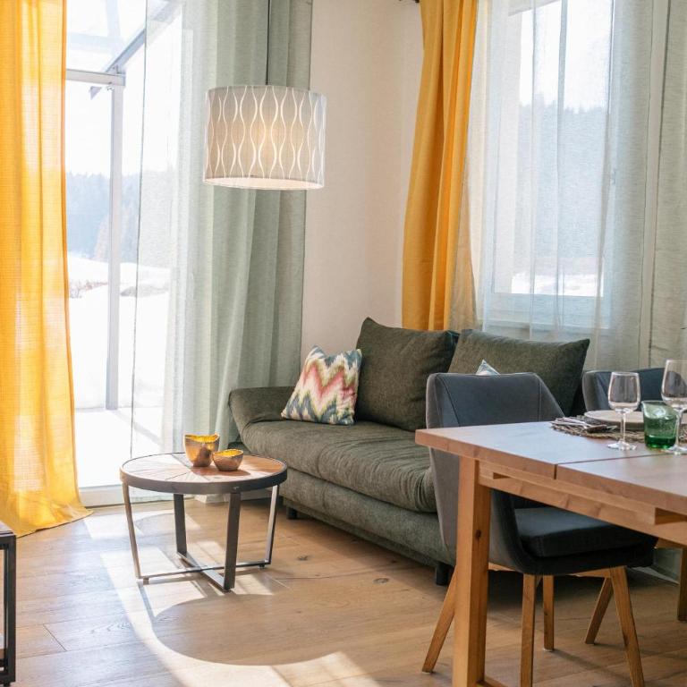 Forellenhof Appartements & Grossmutters Bungalow - Apartment mit Terrasse - 80