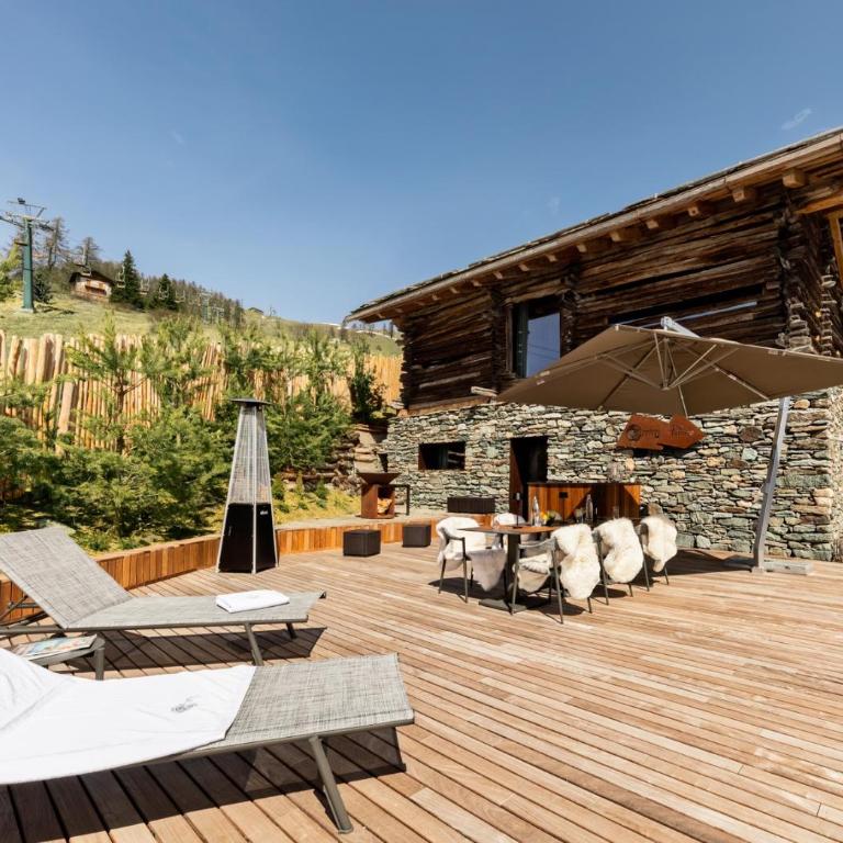 Chalet Cocoon Deluxe Private Spa and F&B - Villa Deluxe - 1