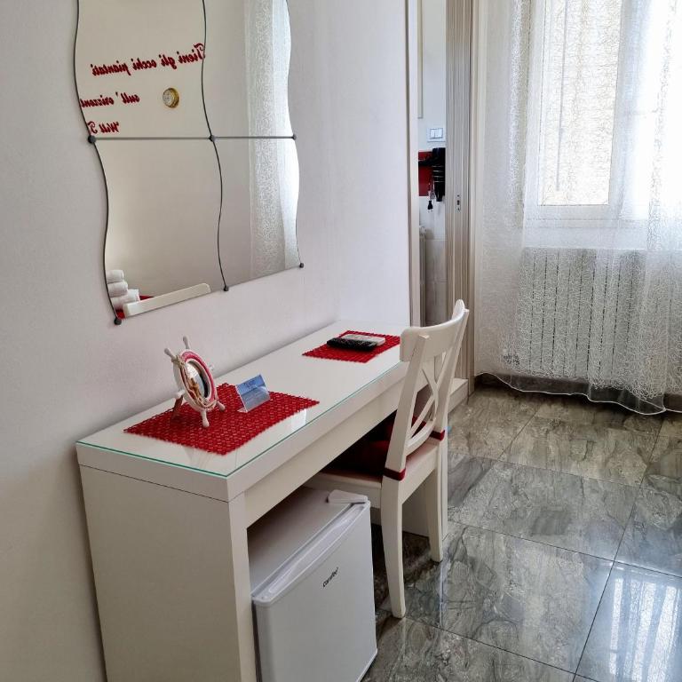 Albatros B&B Porto Cesareo - Camera Matrimoniale con Bagno Privato - 15