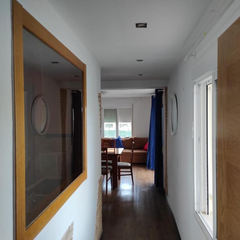 Apartamento La Pineda - Three-Bedroom Apartment - 14