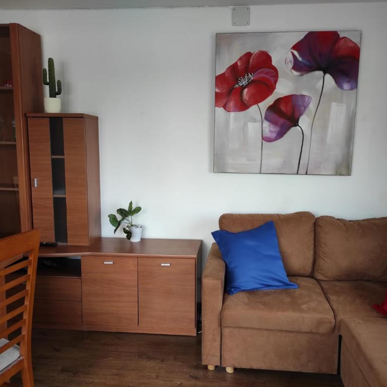 Apartamento La Pineda - Three-Bedroom Apartment - 17