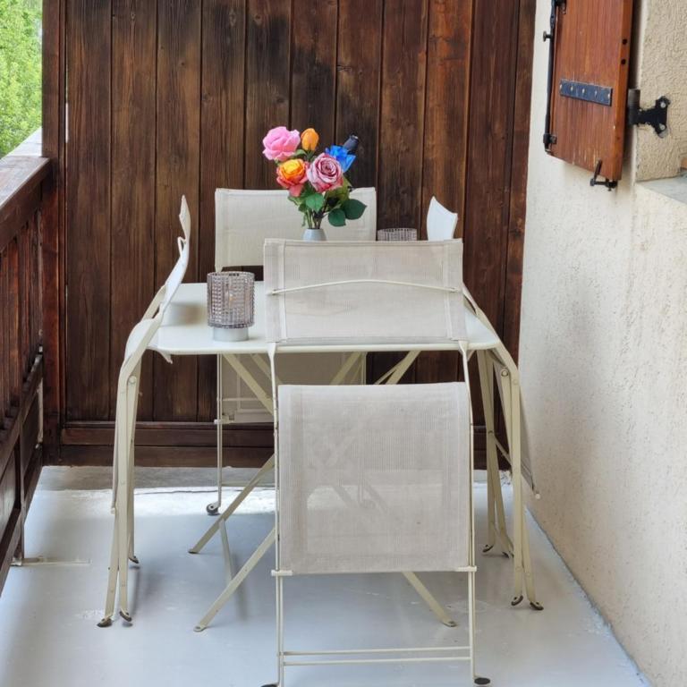 Agréable appartement de 6 pers au pieds des pistes ,wifi gratuit à Saint-Sorlin-d'Arves labelise 3 étoiles au gîte de France - Appartement 2 Chambres - 27