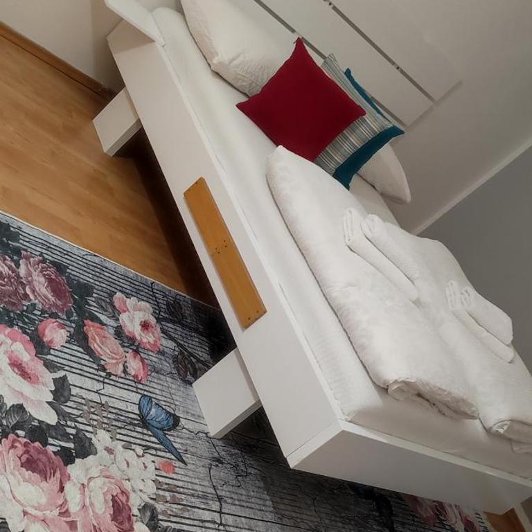 Villa Monera Apartments & Rooms & Free Garage - Standard Double Room - 13