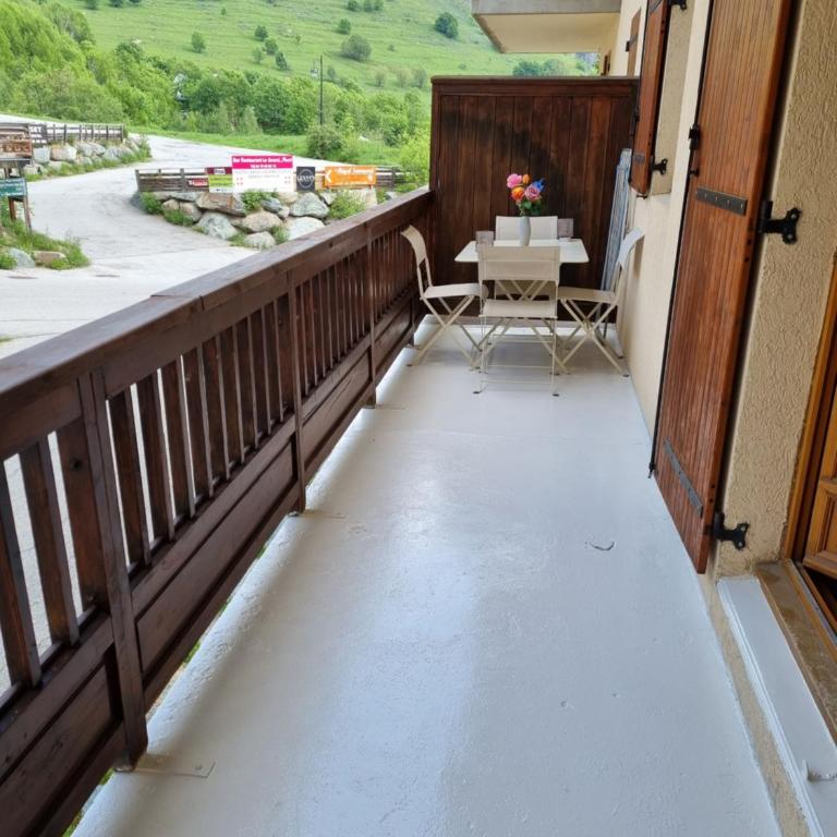 Agréable appartement de 6 pers au pieds des pistes ,wifi gratuit à Saint-Sorlin-d'Arves labelise 3 étoiles au gîte de France - Appartement 2 Chambres - 28