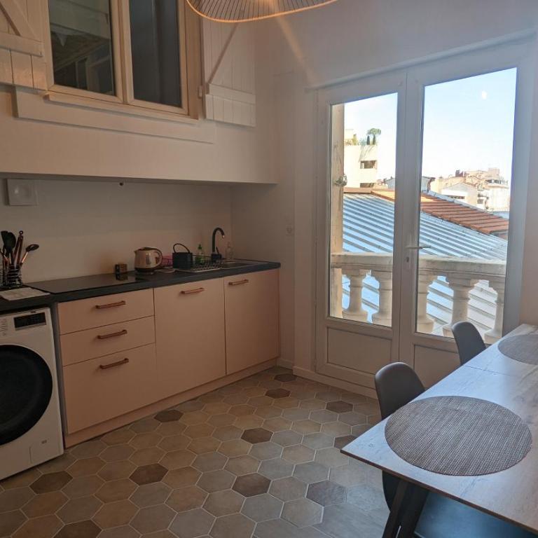 Appartement T3 , 650m du Palais des Festivals - Appartement 2 Chambres - 14