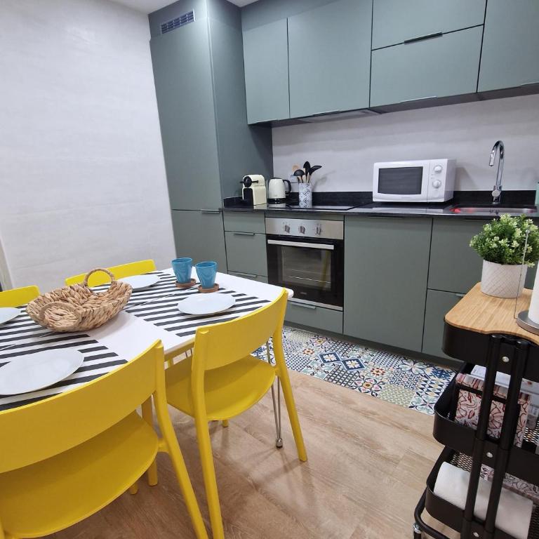 Vive Valencia con playa y metro cerca - Apartamento - 24