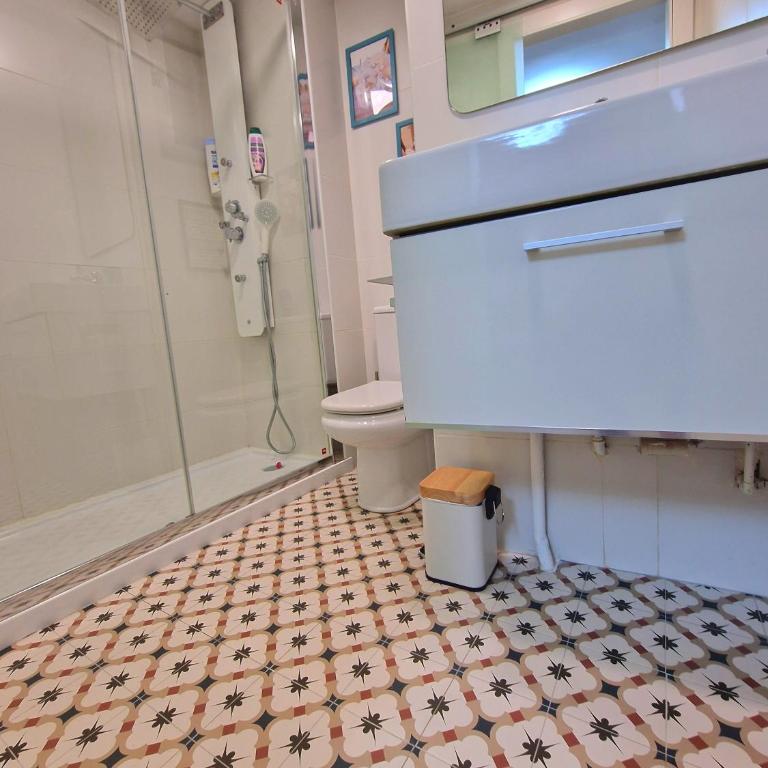 Vive Valencia con playa y metro cerca - Apartamento - 50