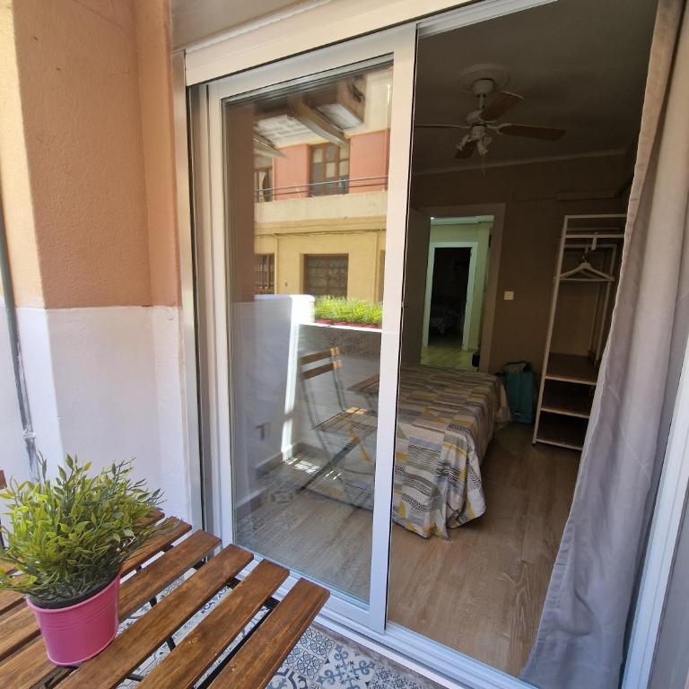 Vive Valencia con playa y metro cerca - Apartamento - 35