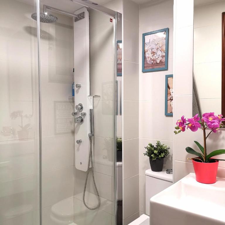 Vive Valencia con playa y metro cerca - Apartamento - 55