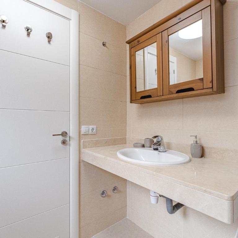 Santiago Astalavista Sea View - One-Bedroom Apartment - 25