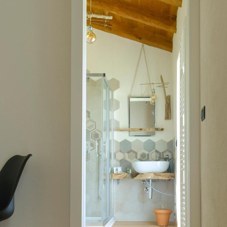 SANTINO'S HOUSE - Doppelzimmer mit Balkon - 1