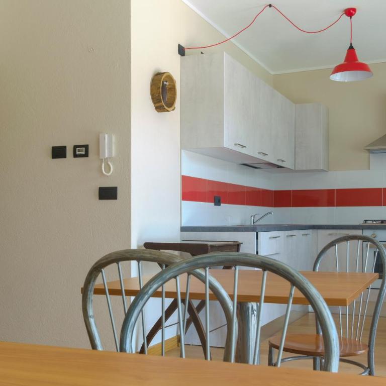 SANTINO'S HOUSE - Doppelzimmer mit Balkon - 2