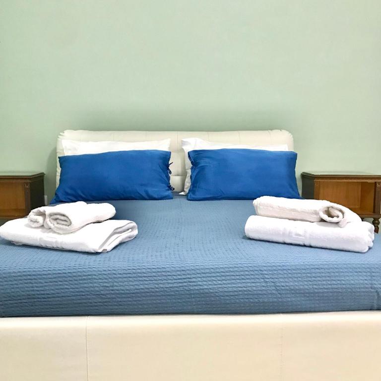 MONTEPINTO centro storico - Two-Bedroom Apartment - 12
