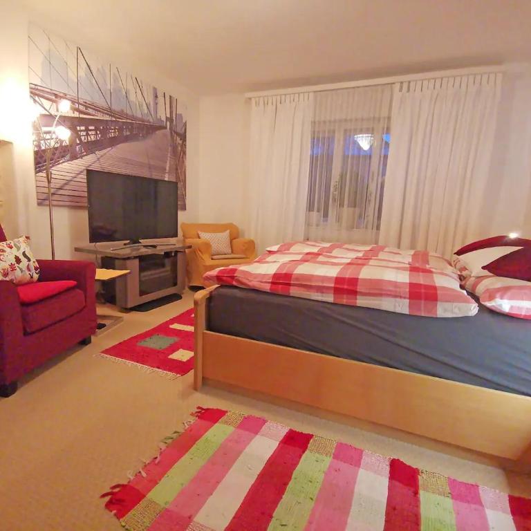 70qm 3-Zimmer Apartment am Tauernradweg in Hallein bei Salzburg, nahe Berchtesgaden, Roßfeld, Kehlsteinhaus, Obersalzberg, Watzmann, Schönau am Königsee, Fuschlsee, Schloss Hellbrunn, Burg Hohen Salzburg, Burg Hohen Werfen # Accommodation OC45, Chalet MH - Apartment mit 2 Schlafzimmern - 18