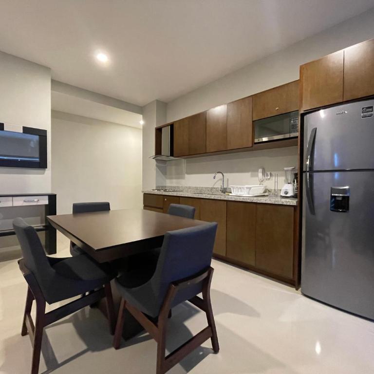 Paseo Lomas, muy céntrico y equipado a 5 min playa - Two-Bedroom Apartment - 16