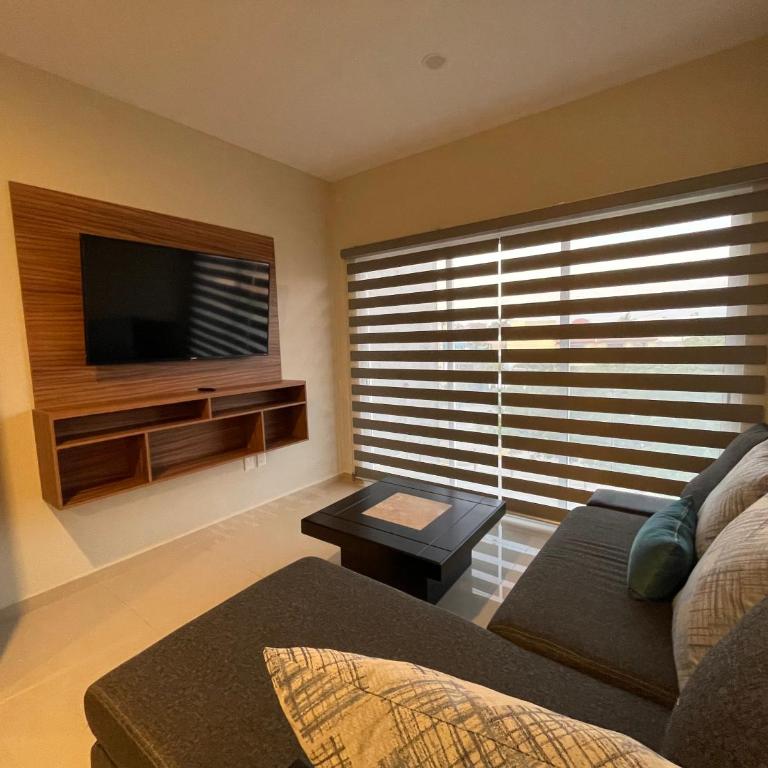 Paseo Lomas, muy céntrico y equipado a 5 min playa - Two-Bedroom Apartment - 11