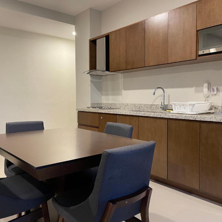 Paseo Lomas, muy céntrico y equipado a 5 min playa - Two-Bedroom Apartment - 7