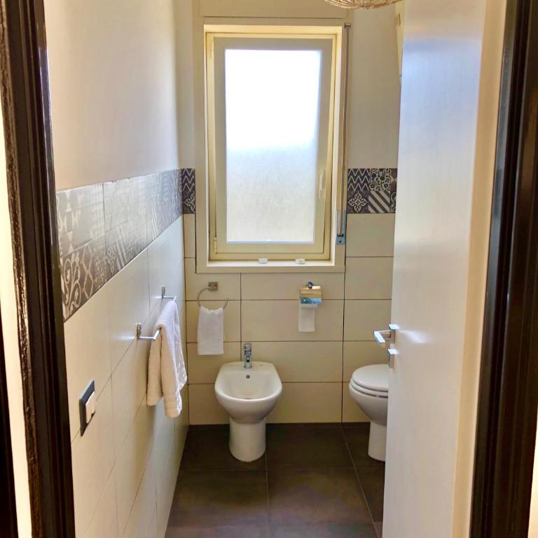 playa home - Two-Bedroom Apartment - 7