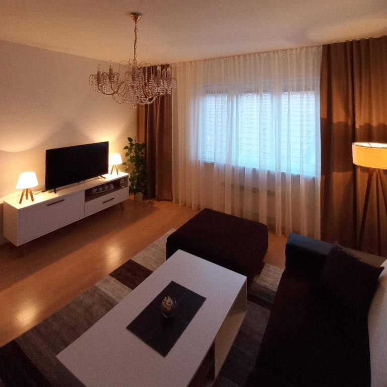 Apartment Emmi - Apartman sa 2 Spavaće Sobe - 1
