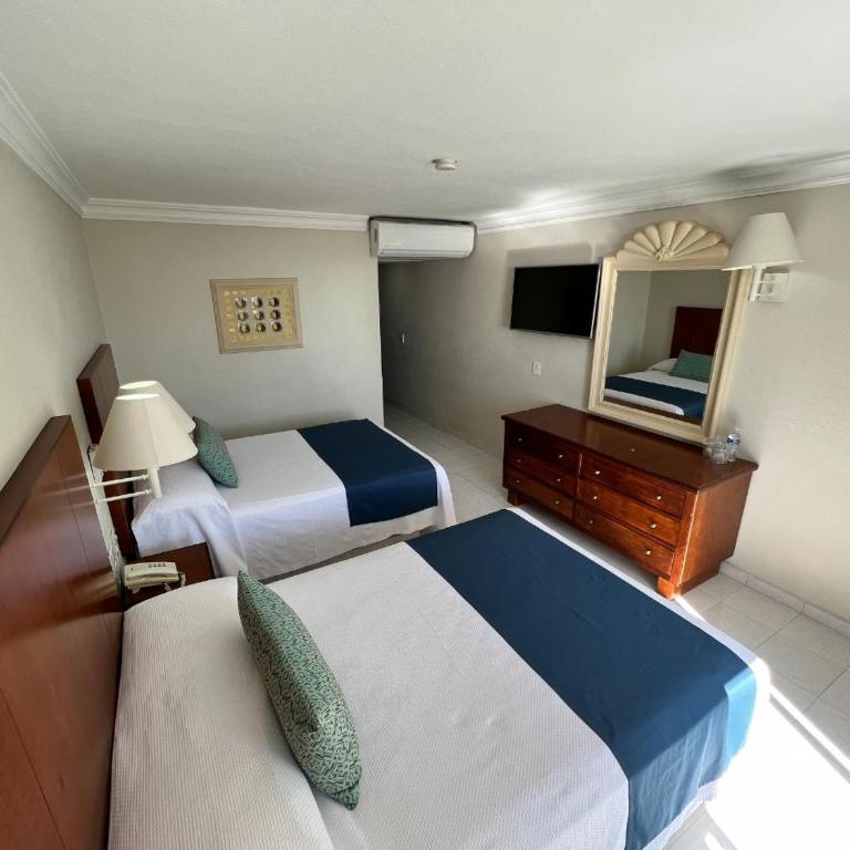 Hotel Sands Arenas - Double Room with Two Double Beds - 4