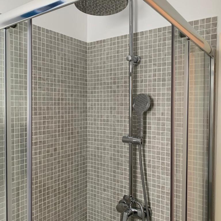Doranda Rooms Las Canteras - Habitación Doble con baño privado externo - 7