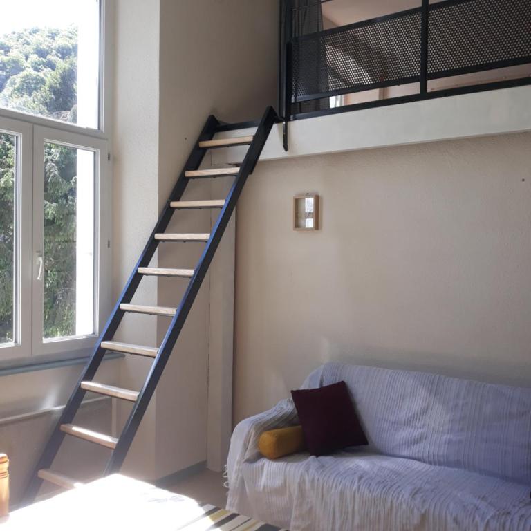 Appart situé au sein d'une résidence à Barèges pour 4 à 6 personnes, 1 chambre, 1 mezzanine - Two-Bedroom Apartment - 9