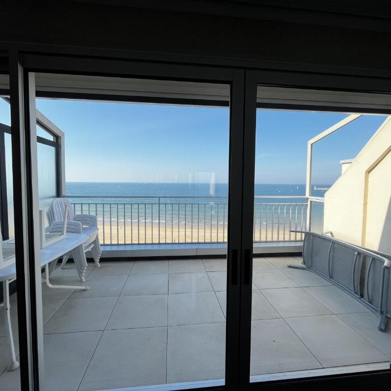 Appartement 3 pièces face plage avec terrasse et garage - Les Sables d'Olonne - FR-1-197-388 - Apartment (6 Adults) - 11